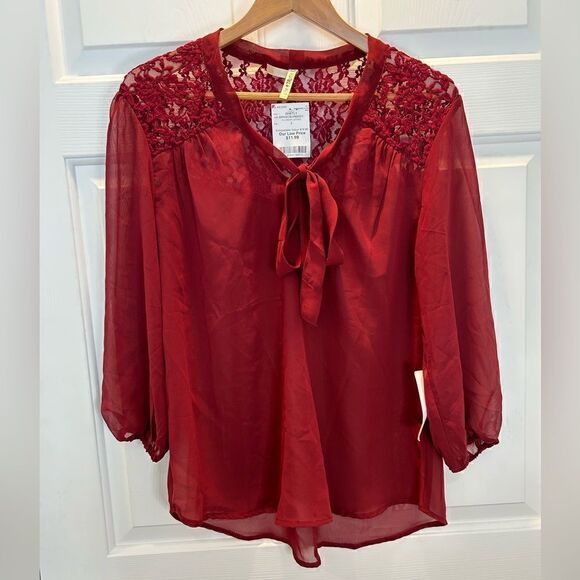 Live 4 TRUTH Lace Top Burgundy 3/4 Sleeve Junior's Size Large - Picture 1 of 6
